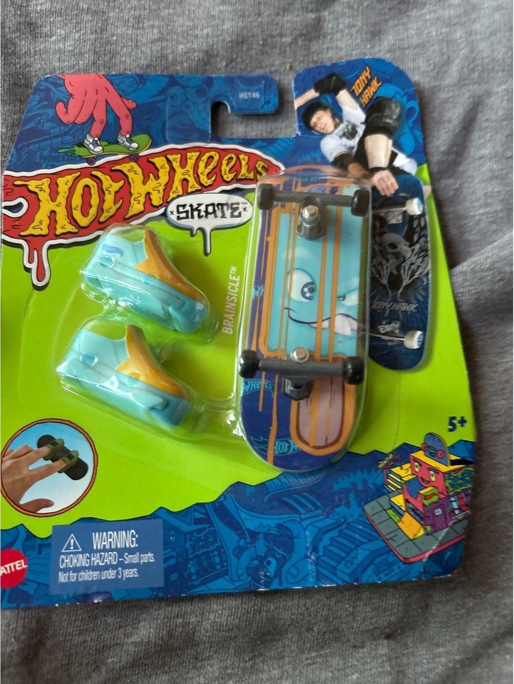 Hot Wheels Skate Tony Hawk Brainsicle Fingerboard Skateboard Set